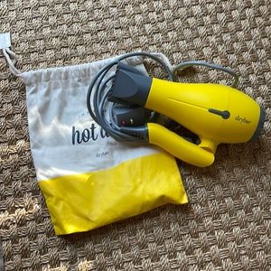 Drybar Baby ButterCup travel hairdryer